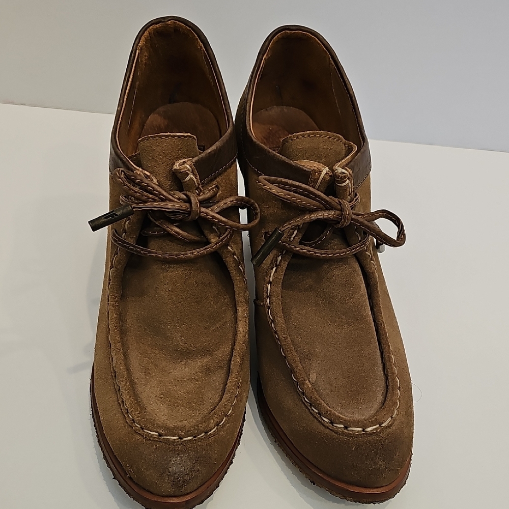 Frye Tan Suede Parker Oxford Low Ankle Cut Heeled Bootie Size 7B - Picture 2 of 9